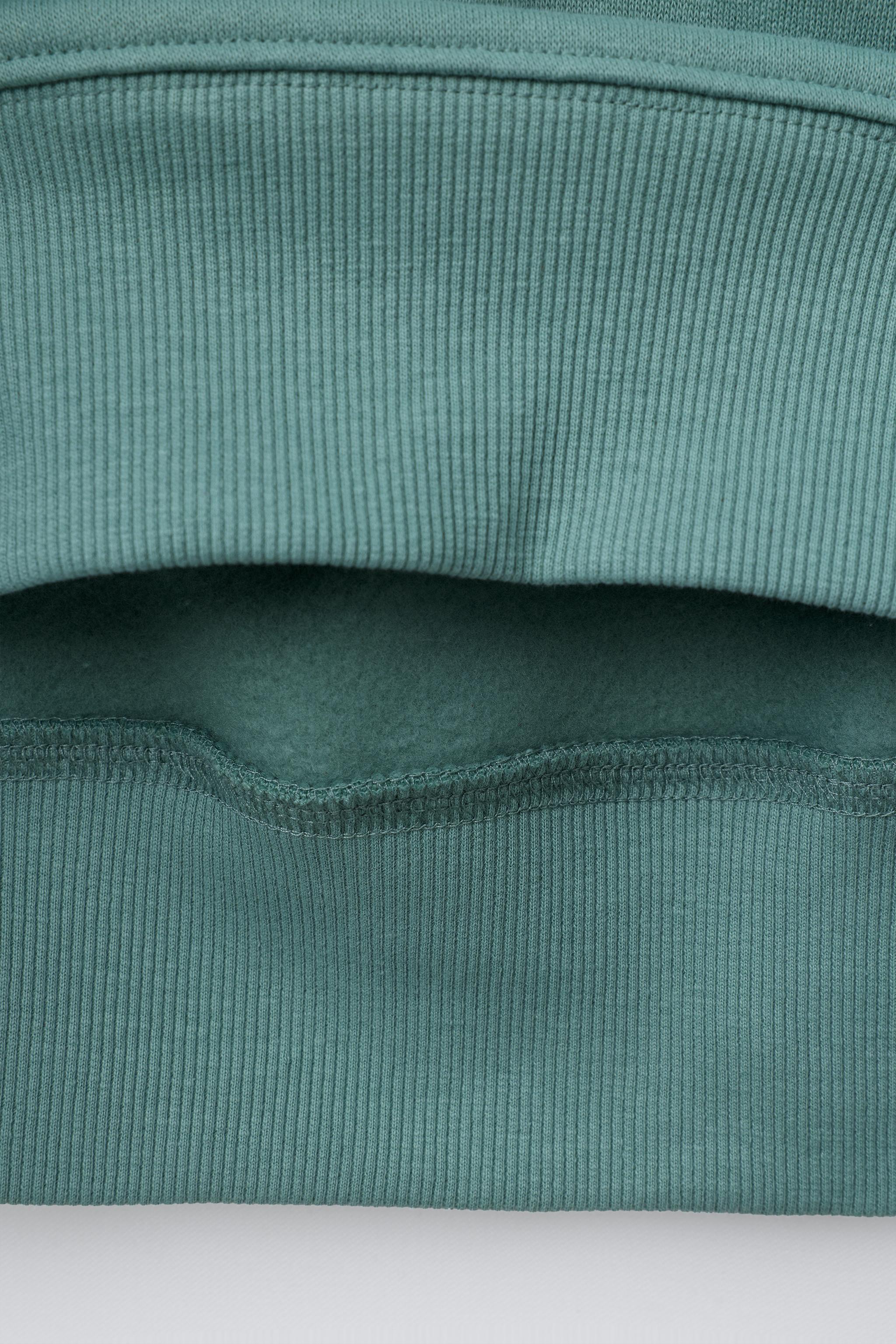 HOODED SWEATSHIRT WITH TEXT AND STARS